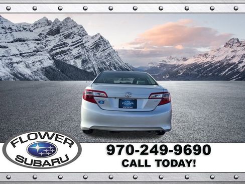 Used 2014 Toyota Camry L image 6