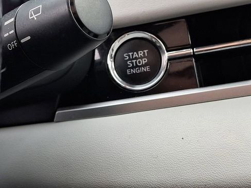 Used 2022 Mitsubishi Outlander SEL image 27