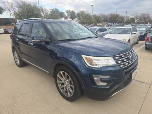 Used 2017 Ford Explorer Limited image 1
