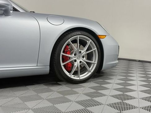 Used 2017 Porsche 911 Carrera S RWD image 19