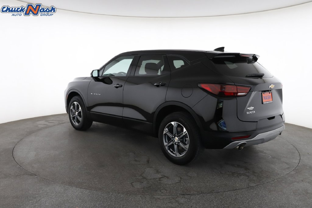 Used 2026 Chevrolet Blazer LT FWD image 8