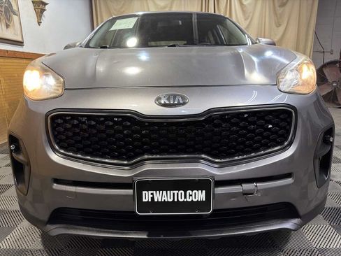 Used 2019 Kia Sportage LX FWD image 3