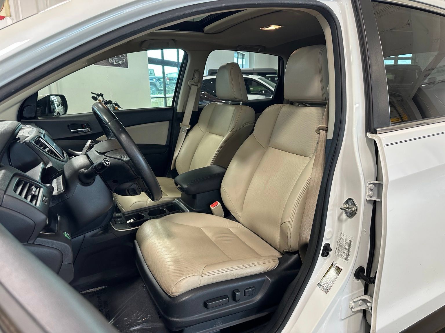 Used 2016 Honda CR-V EX-L image 13