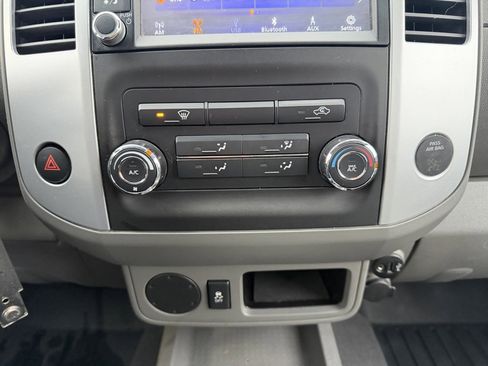 Used 2019 Nissan Frontier S image 22
