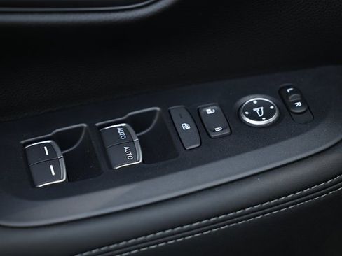 New 2026 Honda HR-V EX-L image 24