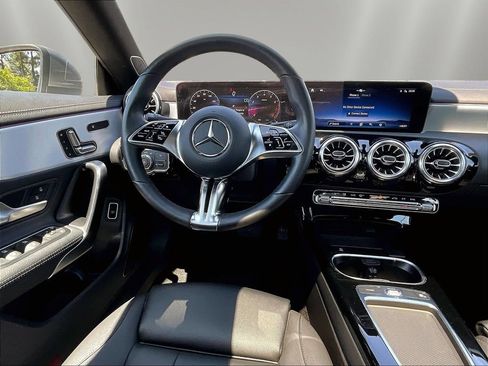 Used 2024 Mercedes-Benz CLA 250 4MATIC image 10