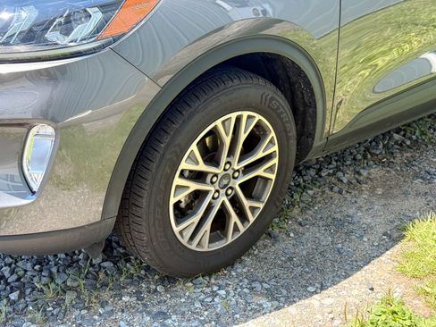 Certified 2022 Ford Escape SEL AWD/4WD image 10