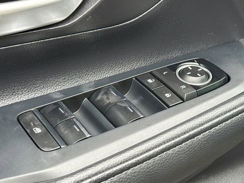 Used 2025 Toyota Grand Highlander AWD image 22