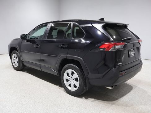Used 2023 Toyota RAV4 LE AWD/4WD image 4