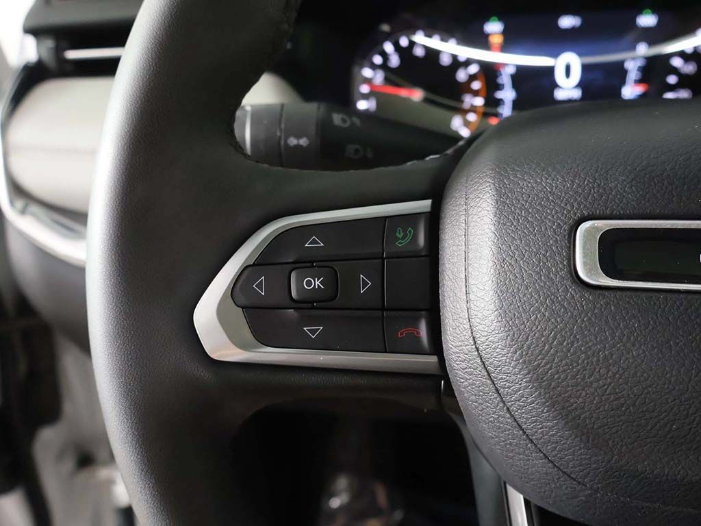 Used 2023 Jeep Compass Limited w/ Sun and Sound Group AWD/4WD image 41