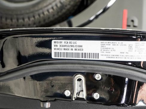 Used 2024 RAM 2500 Limited image 47