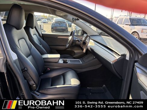 Used 2023 Tesla Model Y Performance image 15