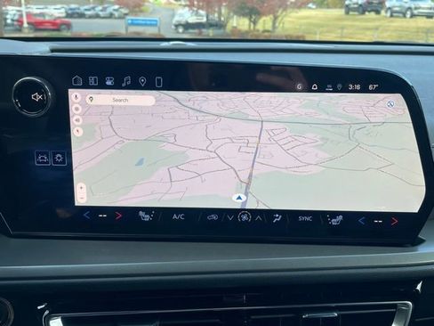 New 2026 Chevrolet Traverse LT w/ Sun and Wheel Package image 12