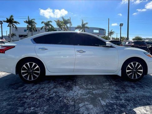 Used 2016 Nissan Altima 2.5 SV w/ Convenience Package FWD image 31