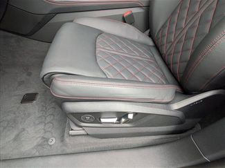 New 2026 Audi SQ8 Prestige video 4