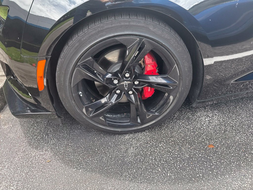 Used 2022 Chevrolet Camaro LT w/ RS Package RWD image 3