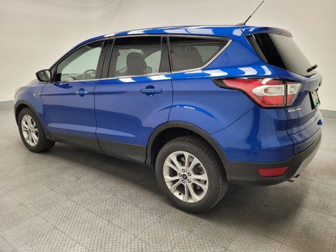 Used 2017 Ford Escape SE image 3
