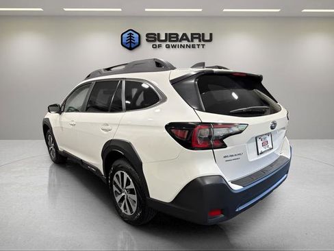 Certified 2025 Subaru Outback Premium w/ Tech Package 1 AWD/4WD image 3