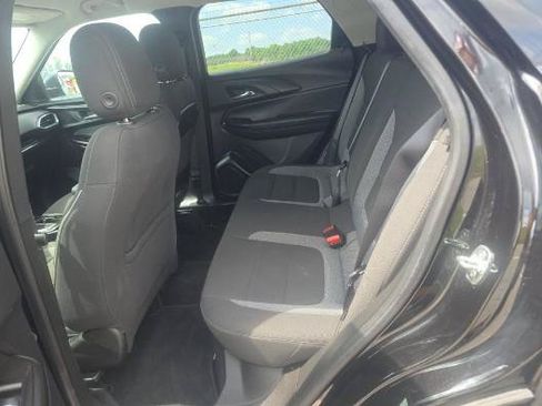 Used 2022 Chevrolet TrailBlazer LT AWD/4WD image 14