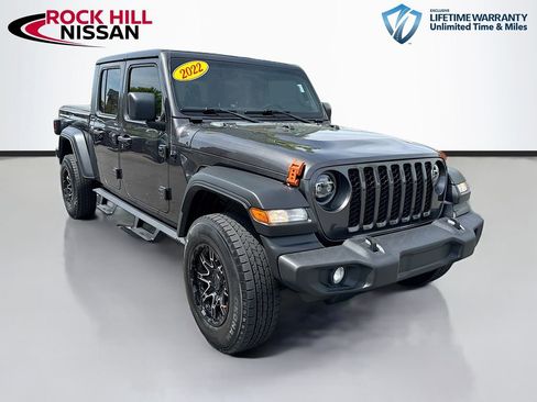 Used 2022 Jeep Gladiator Sport image 1