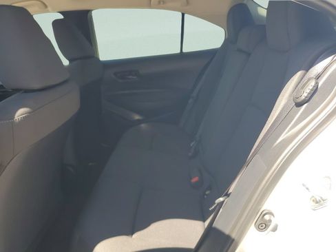 Used 2025 Toyota Corolla LE FWD image 11