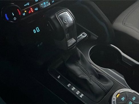 Used 2022 Ford Bronco Wildtrak image 24