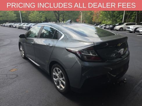 Used 2017 Chevrolet Volt Premier w/ Driver Confidence Package FWD image 12