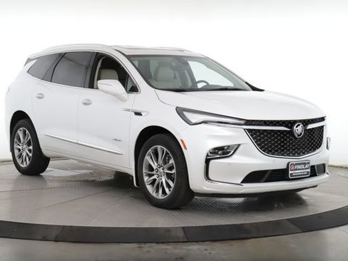 Used 2024 Buick Enclave Avenir w/ Avenir Technology Package AWD/4WD image 2