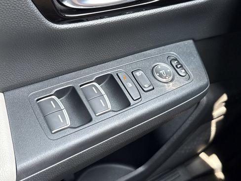 Used 2024 Honda CR-V EX-L image 18
