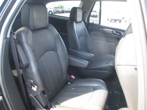 Used 2017 Buick Enclave Premium w/ Experience Buick Package FWD image 25
