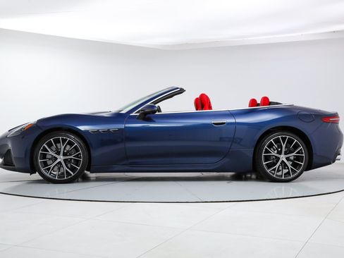 Certified 2026 Maserati GranCabrio Modena AWD/4WD image 2