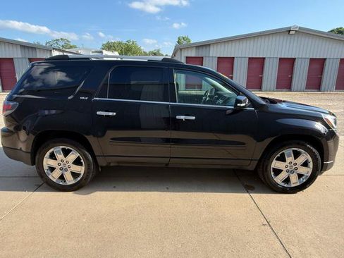 Used 2017 GMC Acadia Limited SLT AWD/4WD image 7
