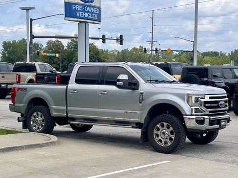 Used 2022 Ford F350 Lariat w/ Lariat Ultimate Package AWD/4WD image 7