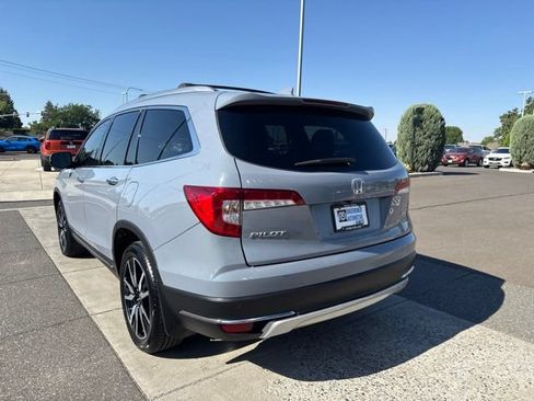 Used 2022 Honda Pilot Touring image 8