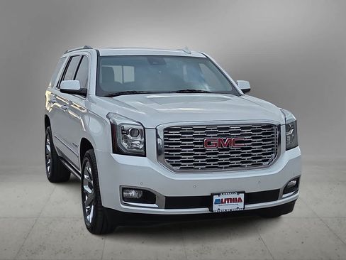 Used 2020 GMC Yukon Denali w/ Denali Premium Package AWD/4WD image 3