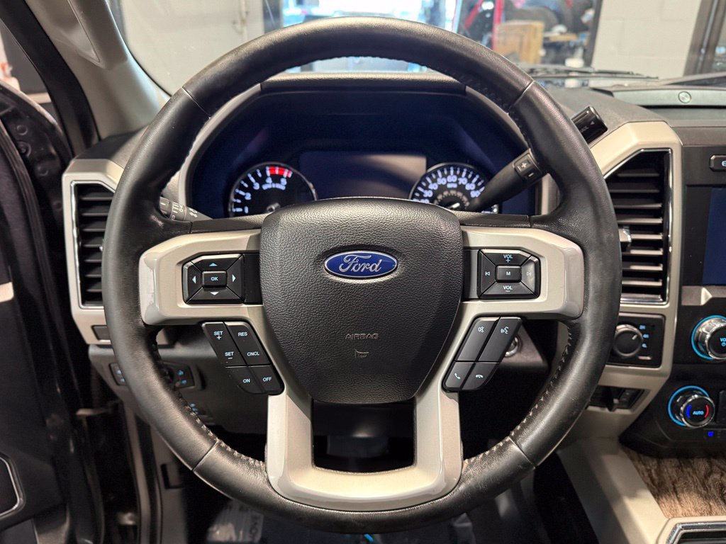 Used 2019 Ford F350 Lariat w/ Lariat Ultimate Package AWD/4WD image 14