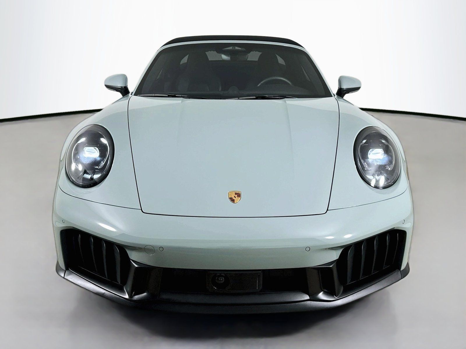 Used 2026 Porsche 911 Targa 4 GTS AWD/4WD image 2