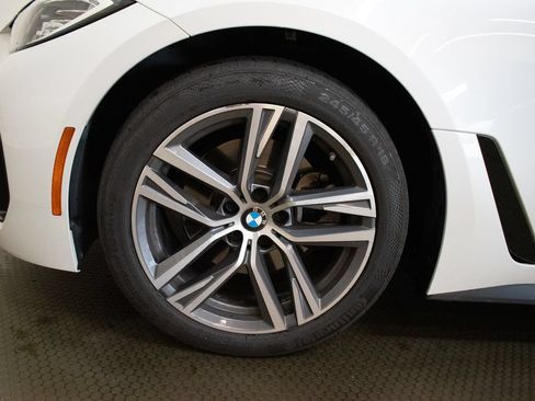 Used 2024 BMW 430i Gran Coupe xDrive w/ Premium Package AWD/4WD image 9