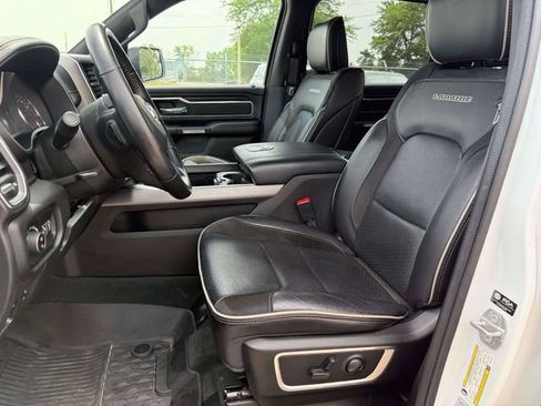 Used 2023 RAM 1500 Laramie AWD/4WD image 17
