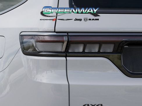 New 2026 Jeep Grand Wagoneer Summit AWD/4WD image 9