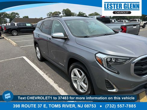 Certified 2020 GMC Terrain SLE w/ Driver Convenience Package AWD/4WD image 1