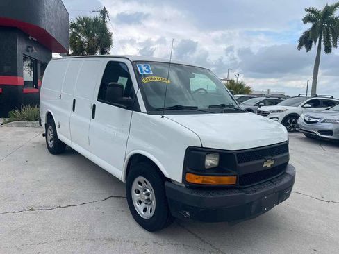 Used 2013 Chevrolet Express 1500 image 3