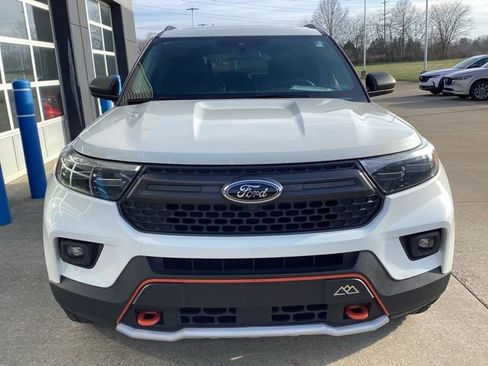 Used 2023 Ford Explorer Timberline image 3