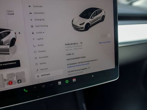 Used 2023 Tesla Model 3 Long Range AWD/4WD image 17