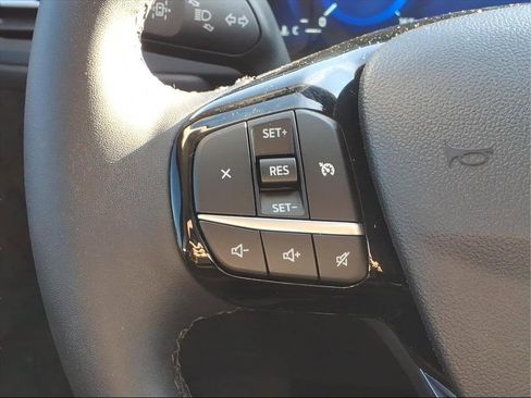 Used 2022 Ford Escape SEL w/ Technology Package image 12