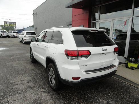 Used 2021 Jeep Grand Cherokee Limited AWD/4WD image 3
