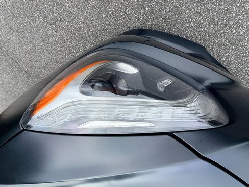 Used 2016 Mercedes-Benz SL 550 image 33