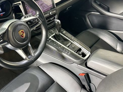 Certified 2020 Porsche Macan AWD/4WD image 21