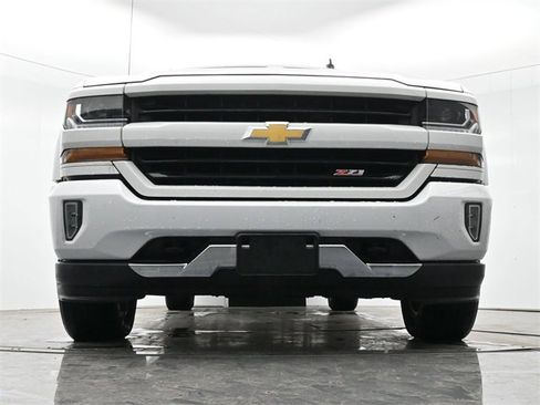 Used 2017 Chevrolet Silverado 1500 LT w/ All Star Edition image 10