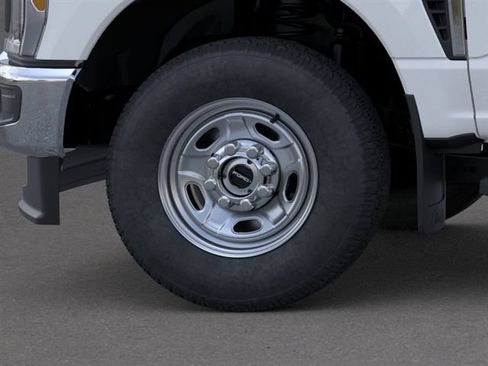 New 2026 Ford F250 XL w/ FX4 Off-Road Package AWD/4WD image 19